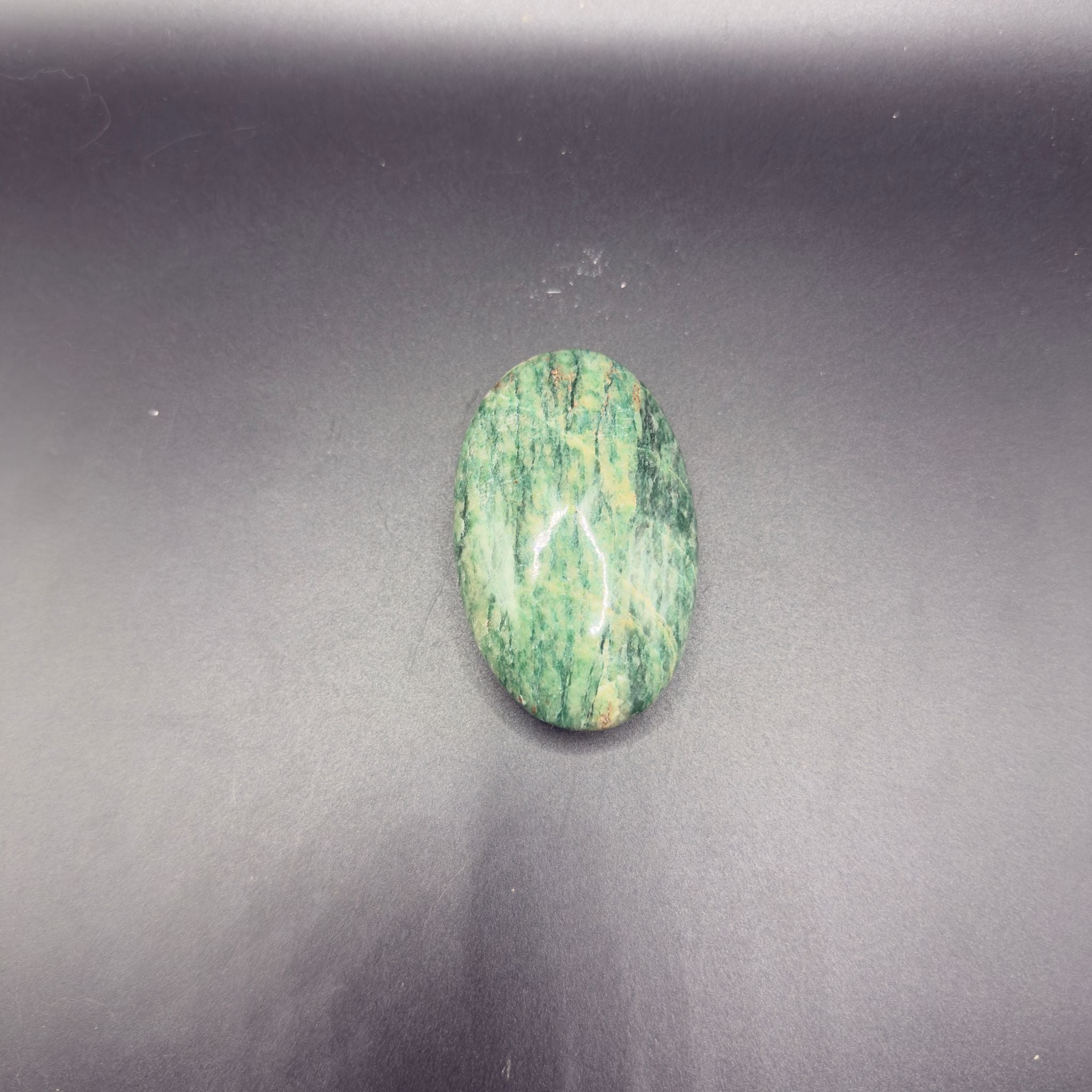 Green Aventurine Palm Stone | Abundance & Prosperity | Crystals UK